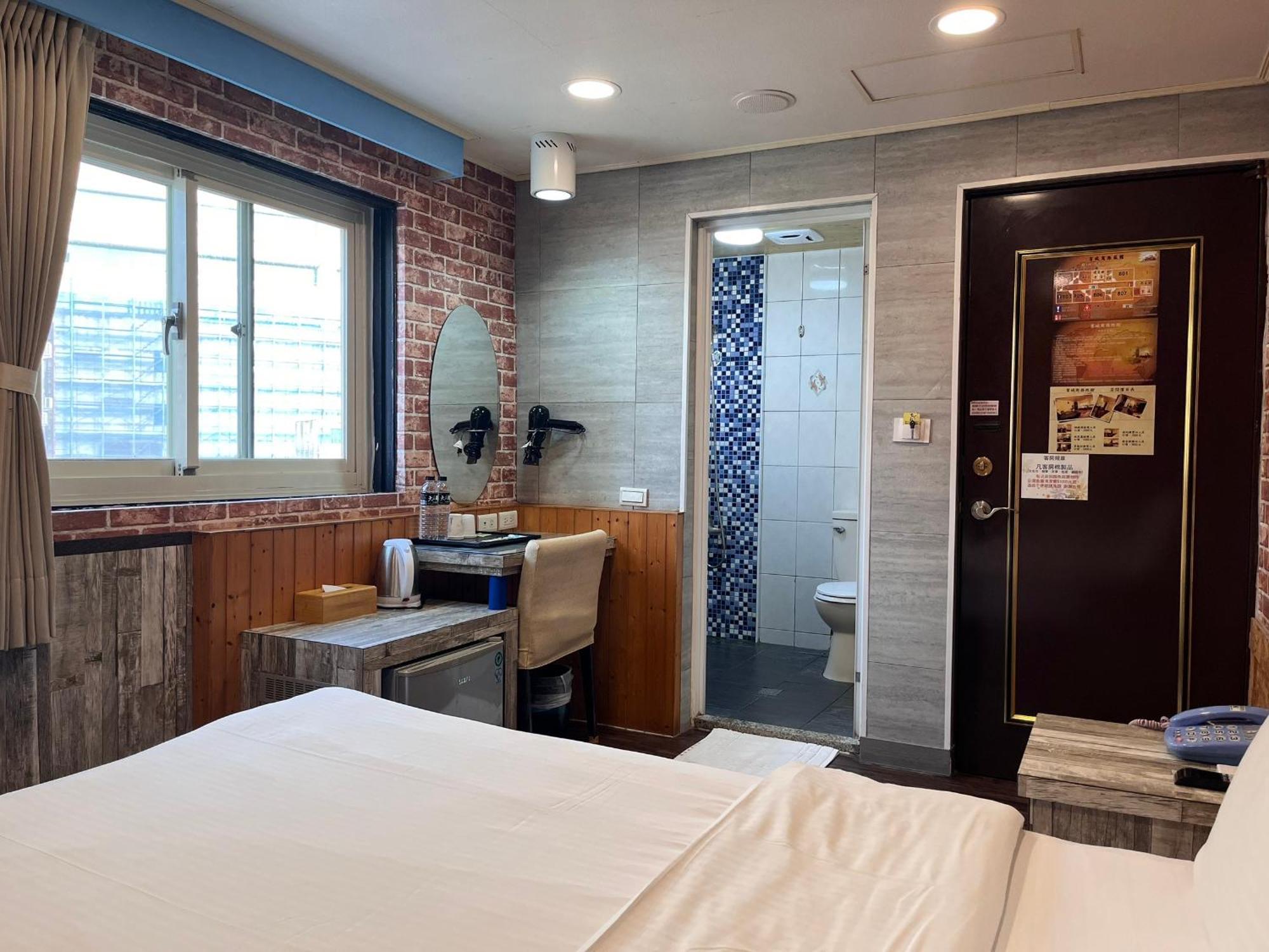 Bin Chen Business Hotel Hsinchu Esterno foto