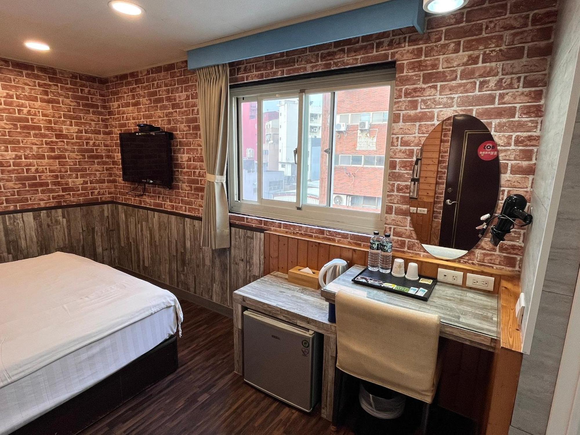 Bin Chen Business Hotel Hsinchu Esterno foto