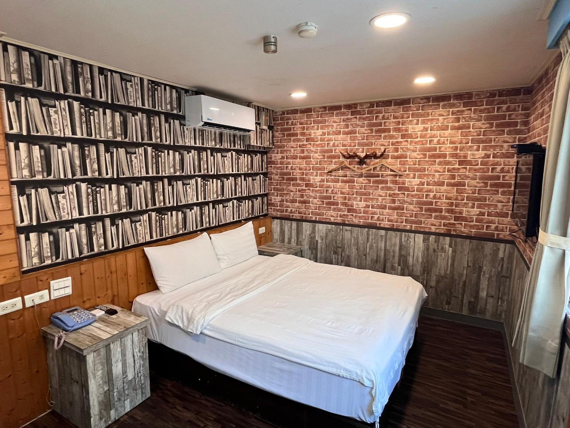 Bin Chen Business Hotel Hsinchu Esterno foto
