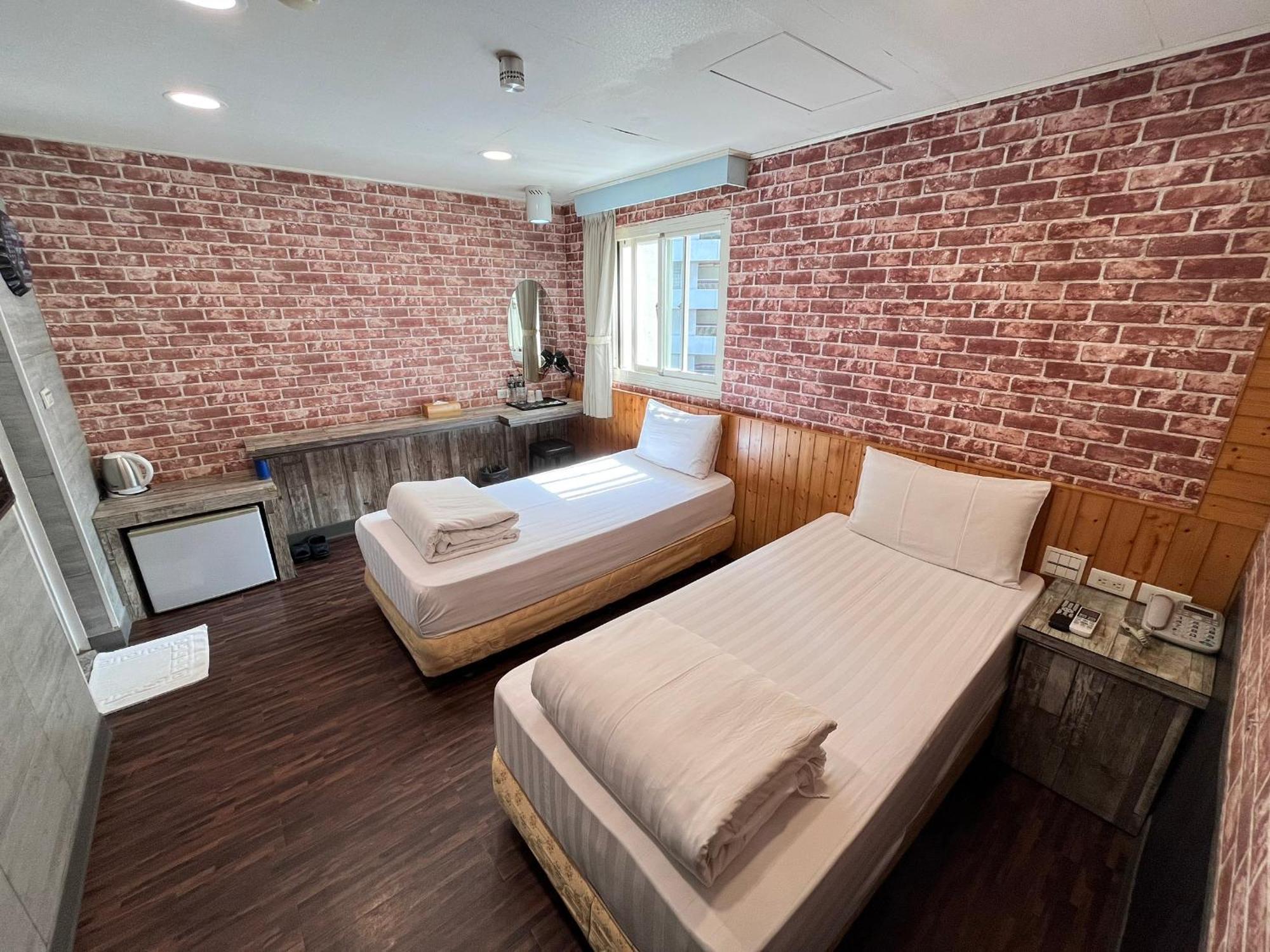 Bin Chen Business Hotel Hsinchu Esterno foto